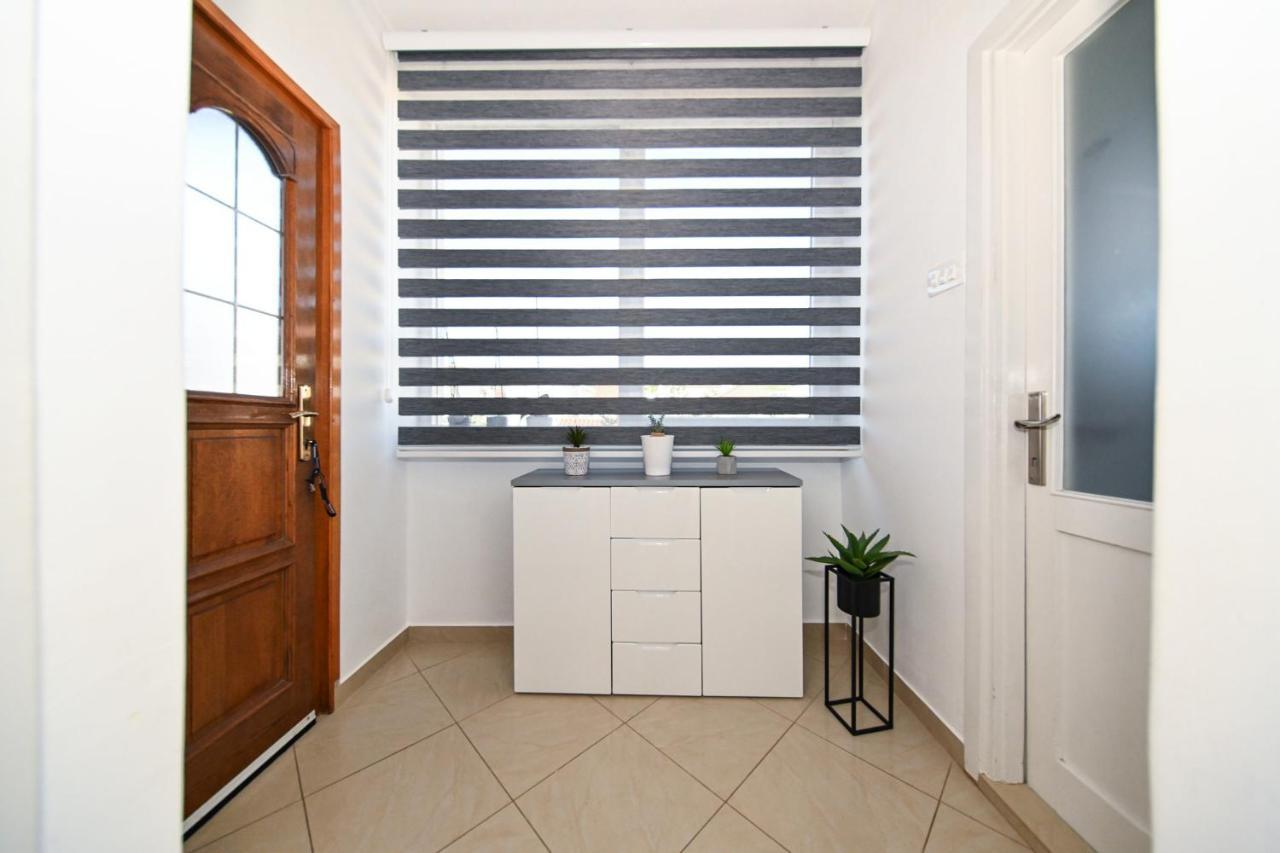 Apartment Irena ポセダリェ エクステリア 写真